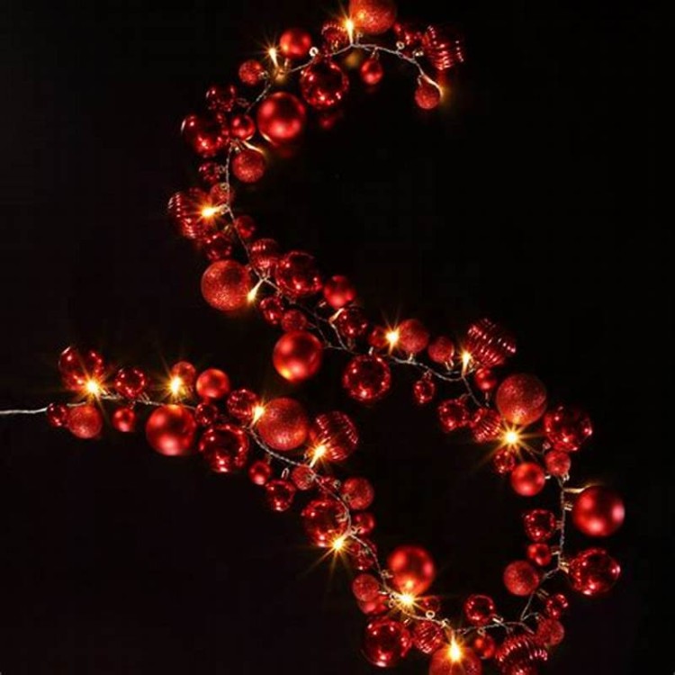 5723003 RED BAUBLE CLUSTER GARLAND