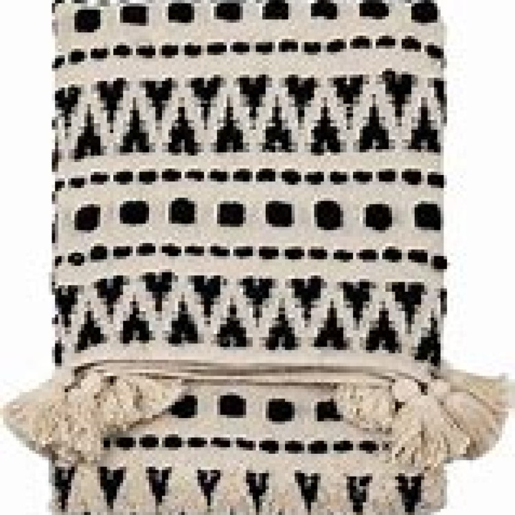 764080 Black and cream tufted throw