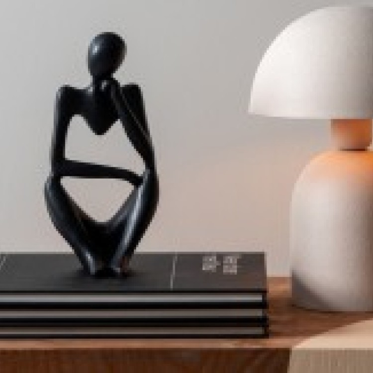 PT4022BK WONDERING STATUE BLACK