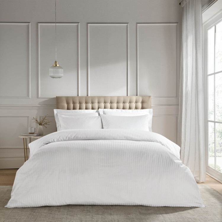 SATIN STRIPE WHITE S/K