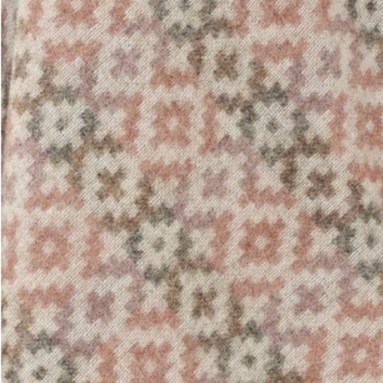 T0924/M07 DARTMOUTH /CORAL THROW