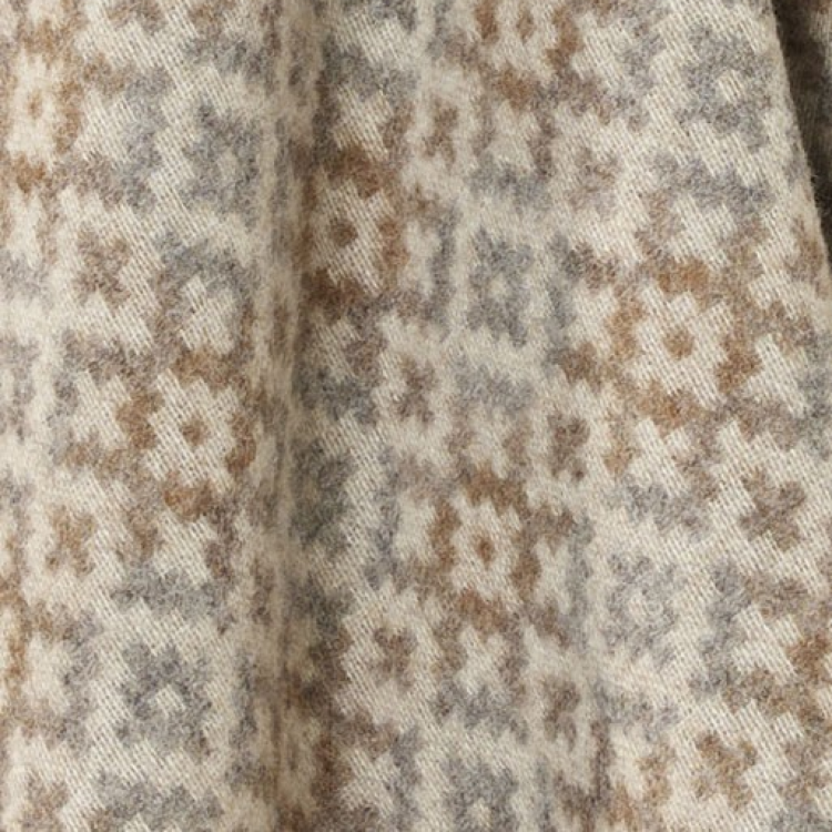 T0924/W13 DARTMOUTH/NATURAL THROW